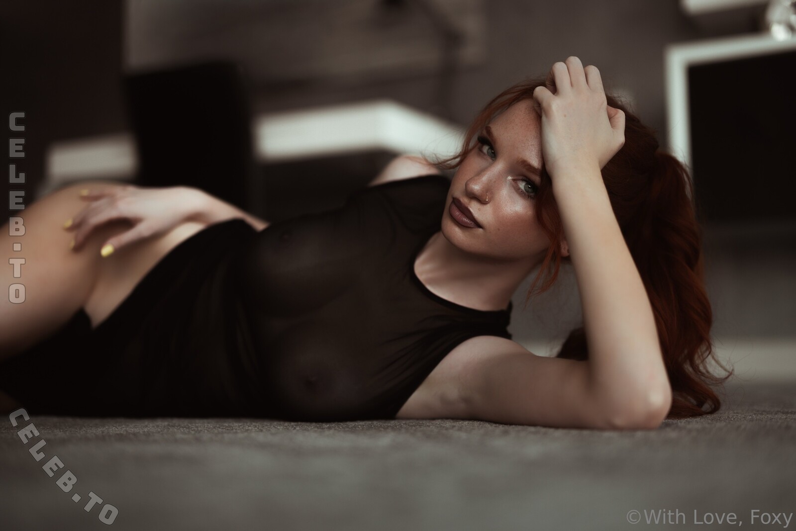 withlovefoxy nude photo 2