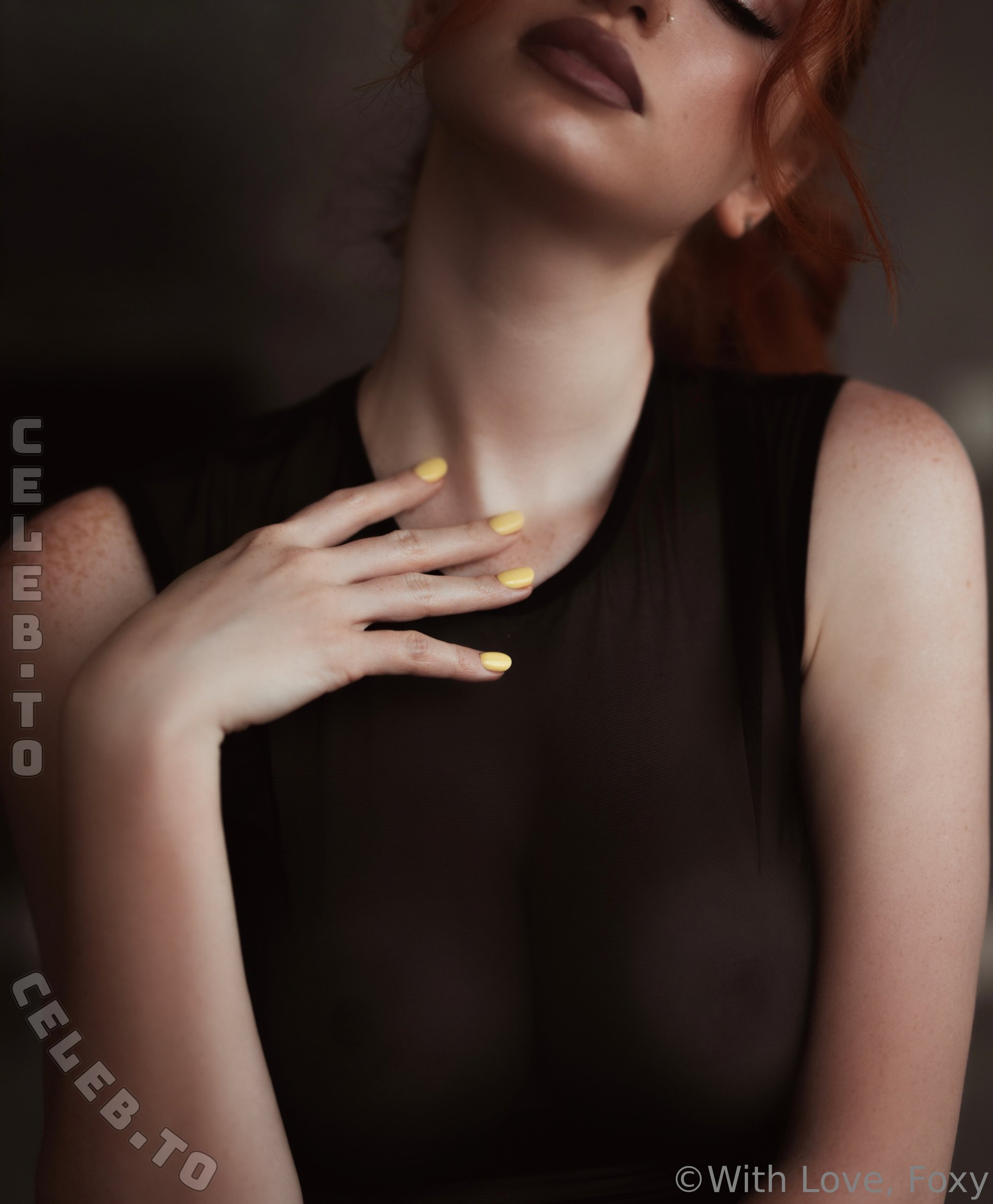 withlovefoxy nude photo 5