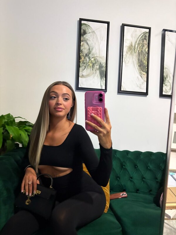 Woah Vicky nude photo 2