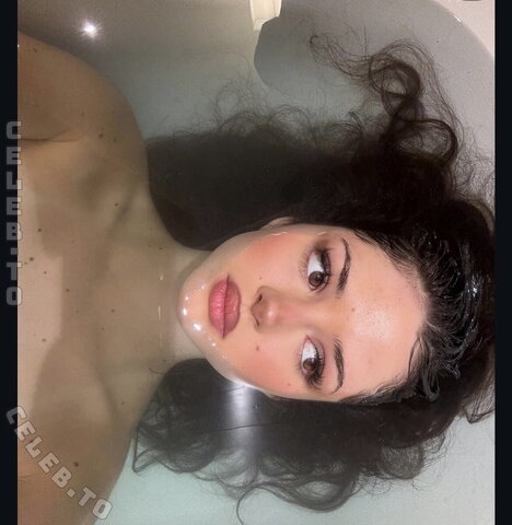 WoIstLena nude photo 9