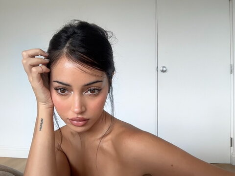 Wolfiecindy nude photo 6