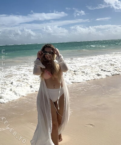 Wollnys nude photo 23