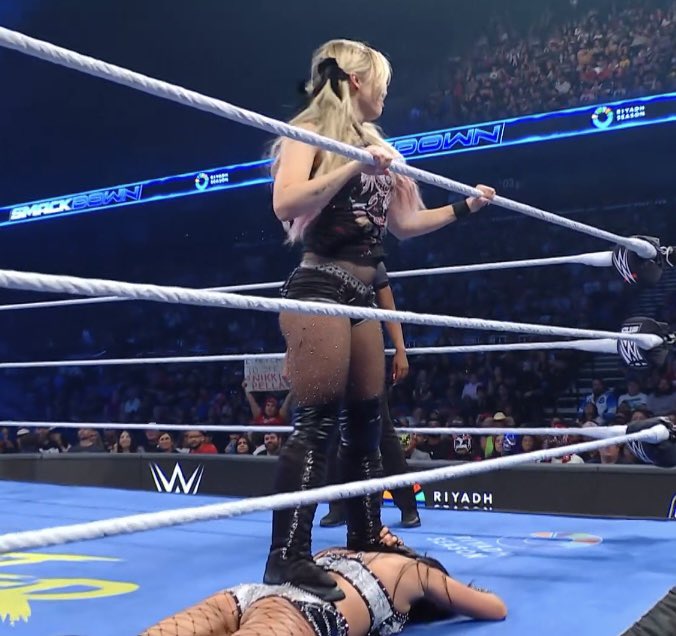 WWE Alexa Bliss nude photo 6