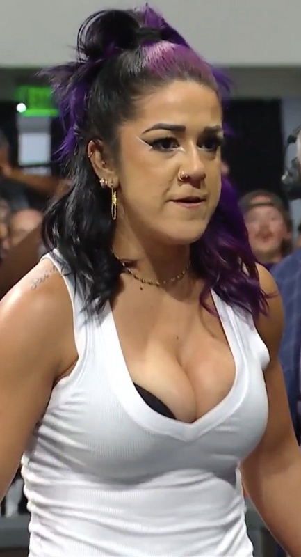 WWE Bayley nude photo 3