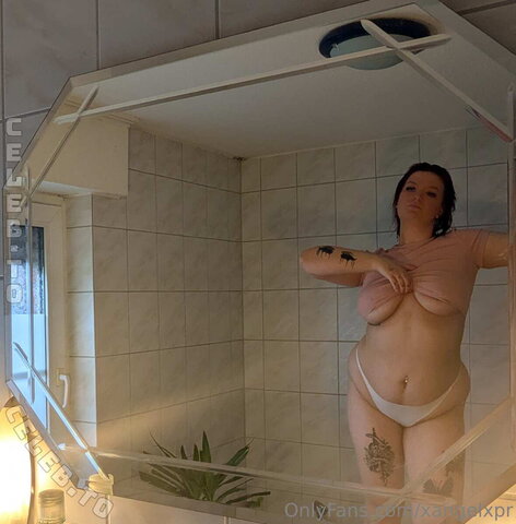 xangelxpr nude photo 5