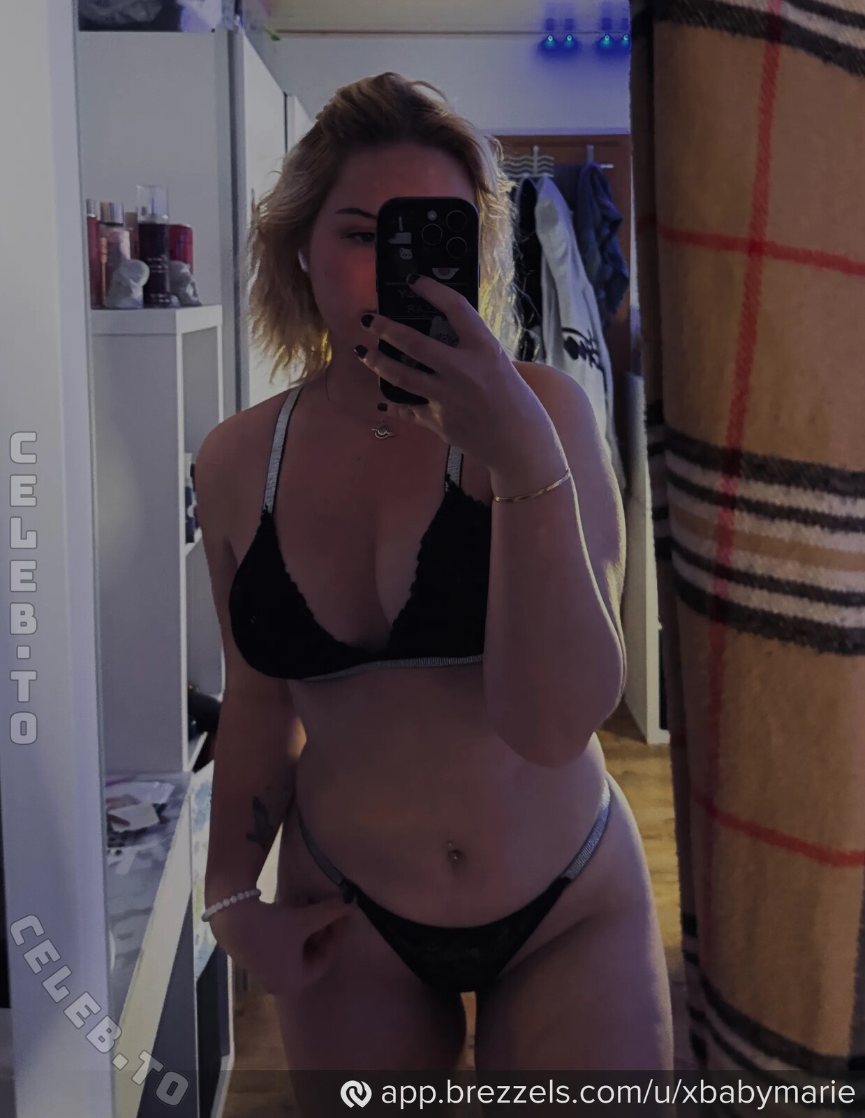 xbabymarie nude photo 1