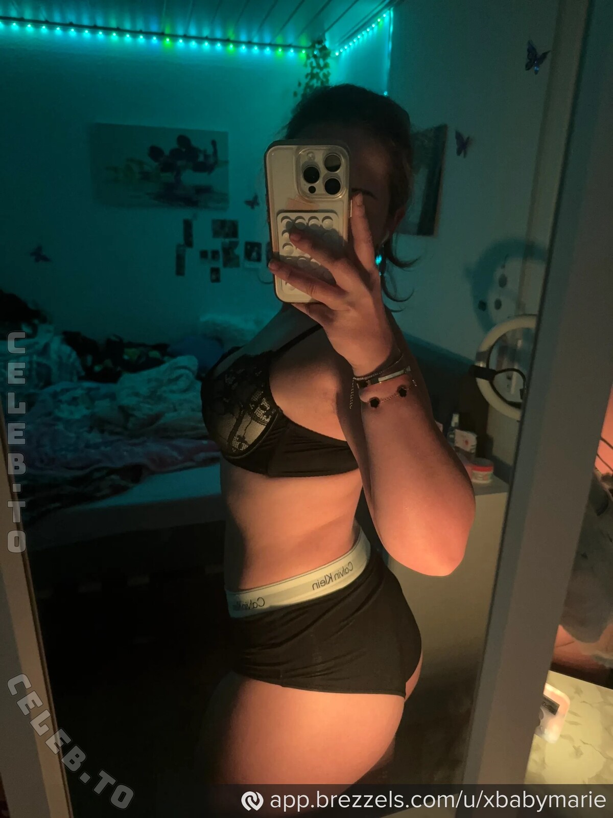 xbabymarie nude photo 3