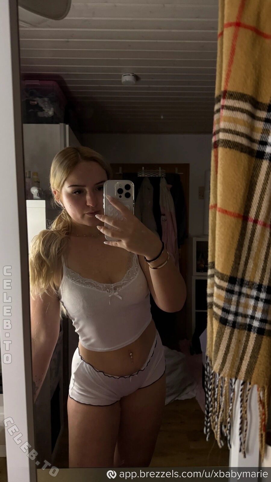 xbabymarie nude photo 6