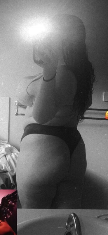 Xchloiex nude photo 5