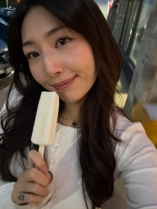 xChocobars nude photo 6