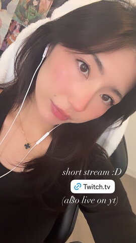 xChocobars Hot (1 photo)