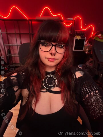xCrybebi nude photo 8
