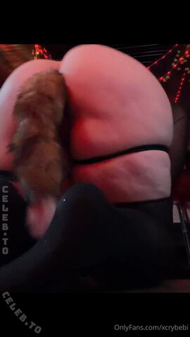 xCrybebi – another video showing off the new tail :3 meow