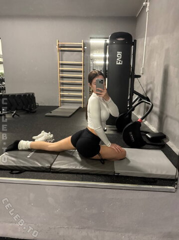 Xdshka nude photo 8