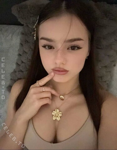 Xdshka nude photo 1