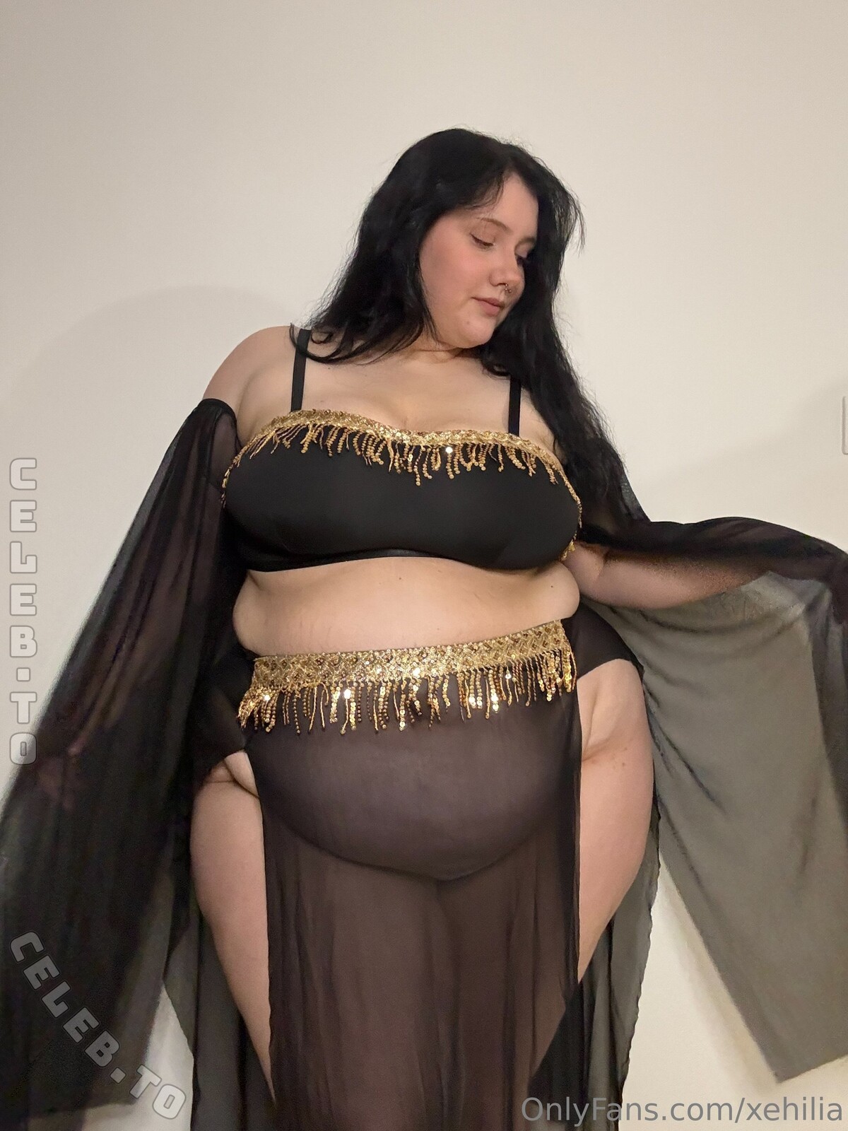 xehilia nude photo 11