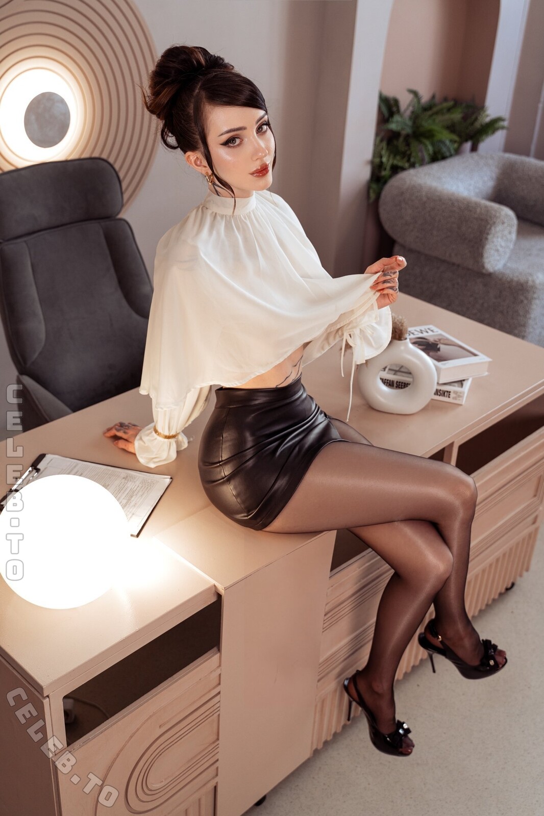 xenon_ne nude photo 2