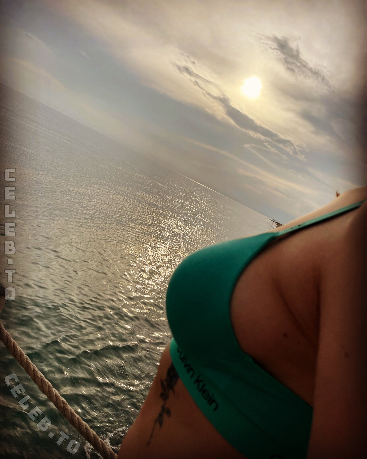 xesra19x nude photo 1