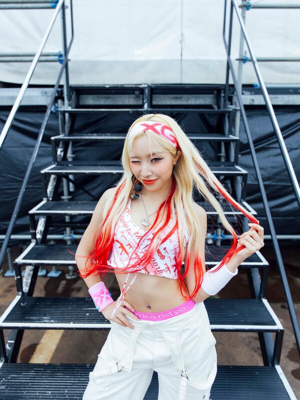 xg nude photo 4