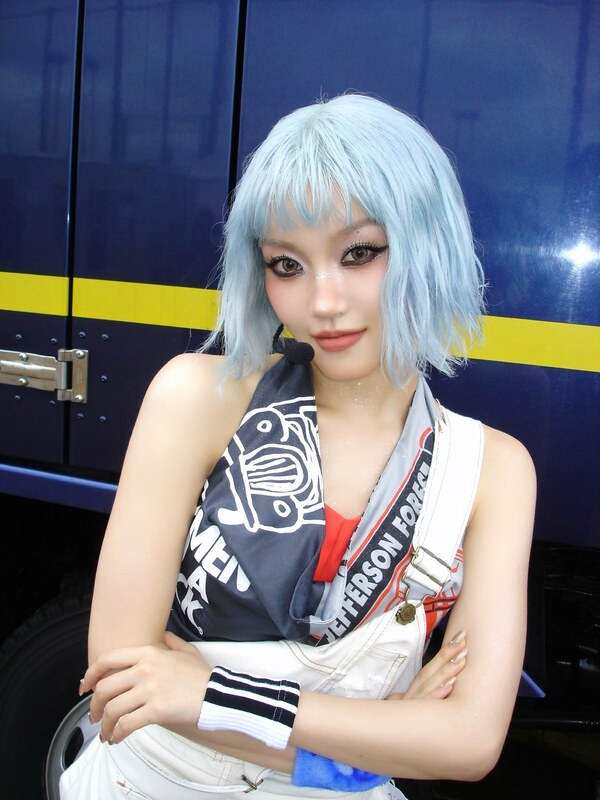 xg nude photo 8