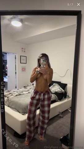 Ximena Saenz nude photo 15
