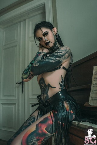 xkaro.o nude photo 33