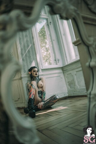 xkaro.o nude photo 8