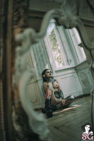 xkaro.o nude photo 7