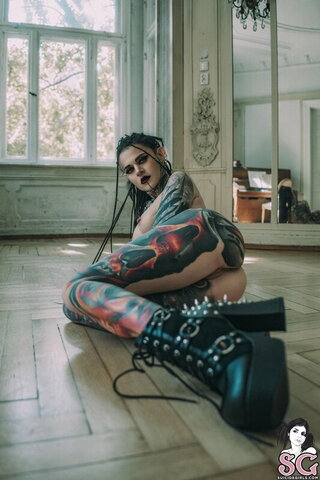 xkaro.o nude photo 3