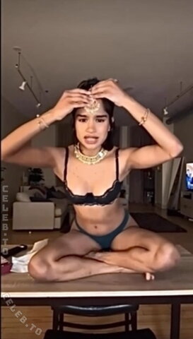 xlovebebe nude photo 38