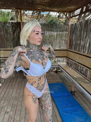 xlucy nude photo 34