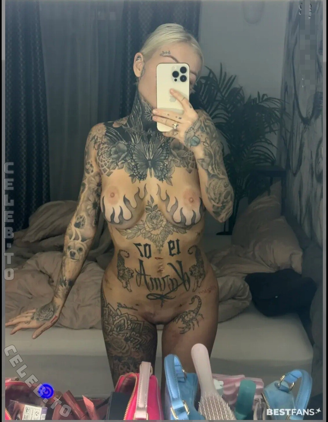 xlucy nude photo 17