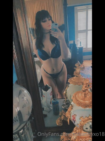 xobunnyxo18 nude photo 4
