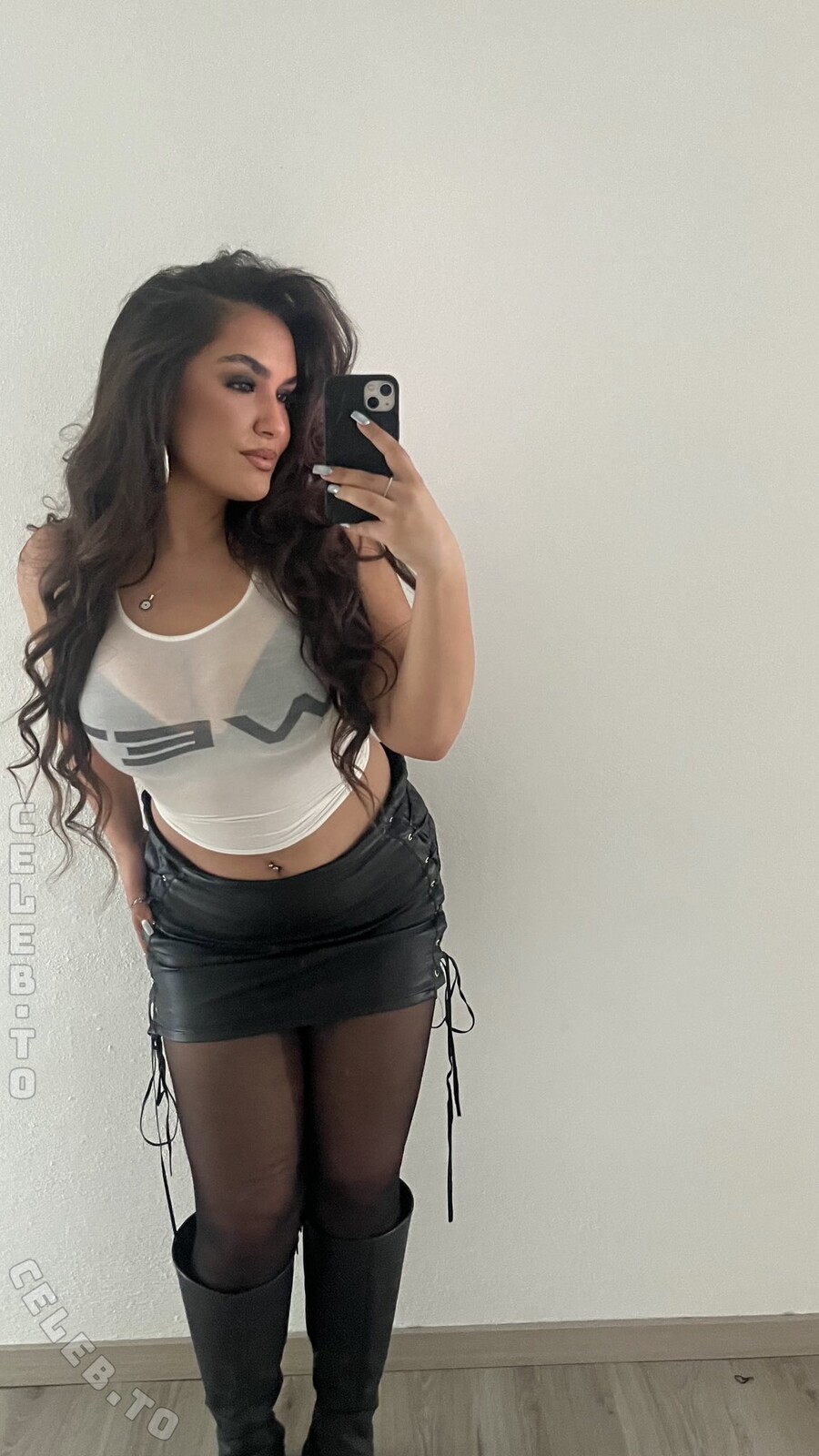 xodln nude photo 10