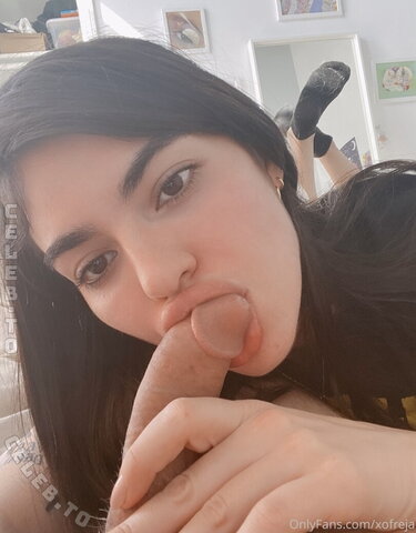 xofreja nude photo 7