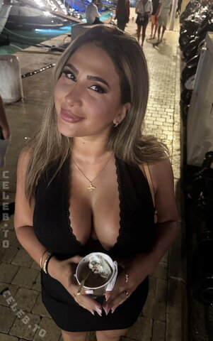 xolejla nude photo 9