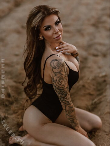 xoxoangelina nude photo 12