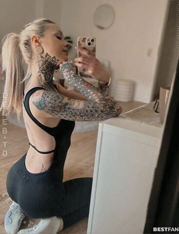 x_soffelchen_x nude photo 7