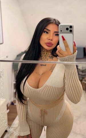 Xsra62 nude photo 3