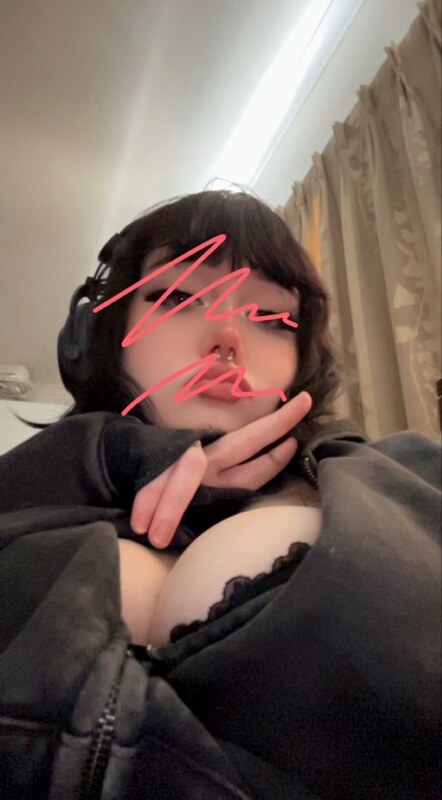 xstephanixi nude photo 2
