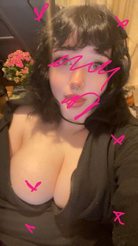 xstephanixi nude photo 6