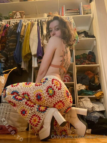 Xsunsub aka Sunny Daze nude photo 10