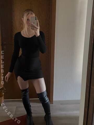 xtiara07 nude photo 2