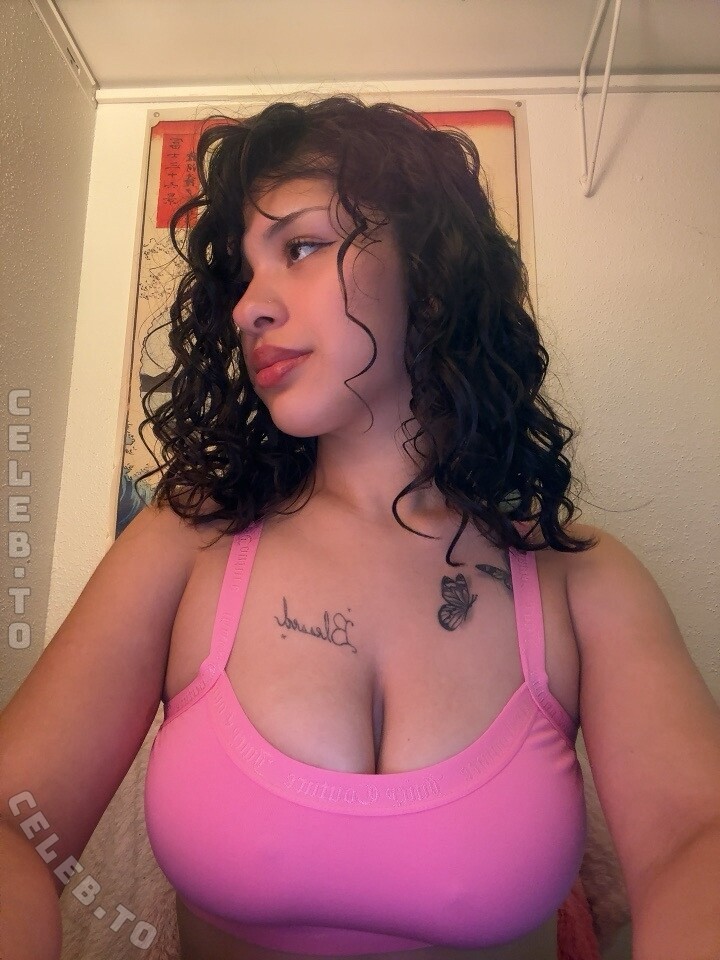 YadhiraZzep nude photo 4