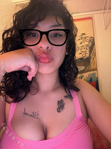 YadhiraZzep nude photo 10