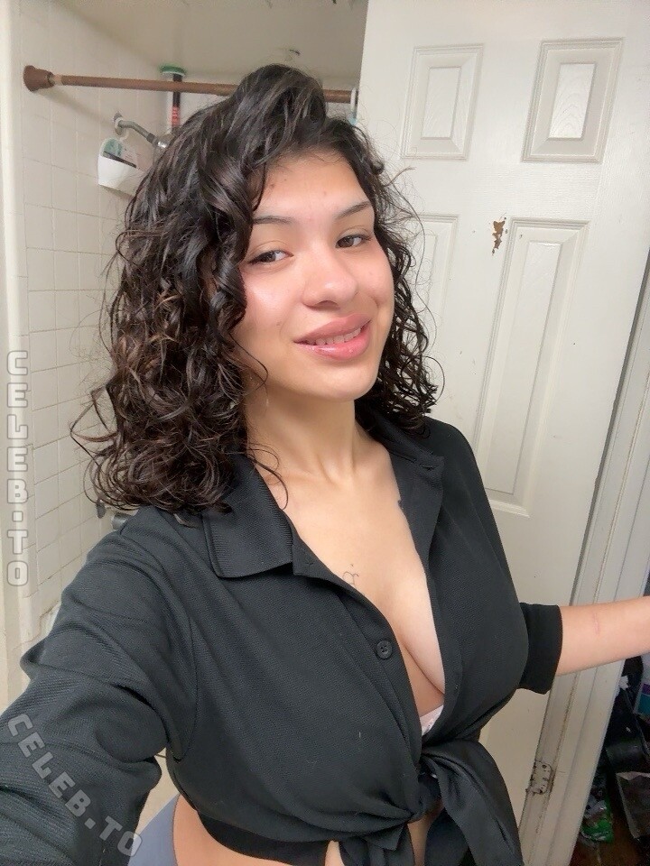 YadhiraZzep nude photo 12