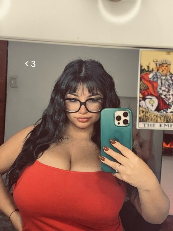 Yael Castillo nude photo 3