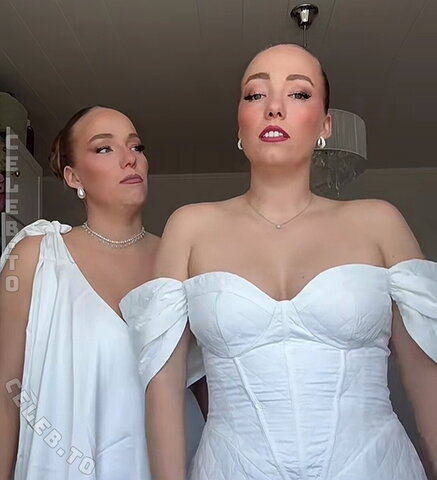 Yana & Tayisiya Morderger nude photo 1