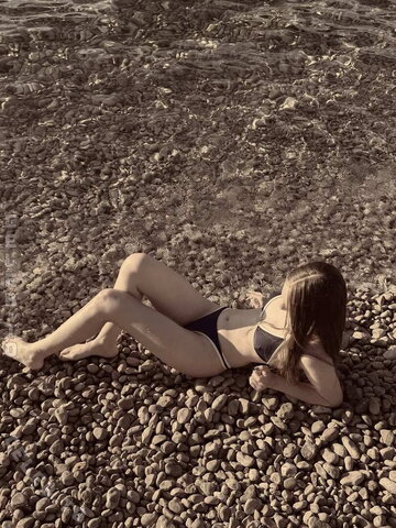 Yana Kosheavia nude photo 3