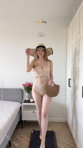 Yana R. nude photo 31